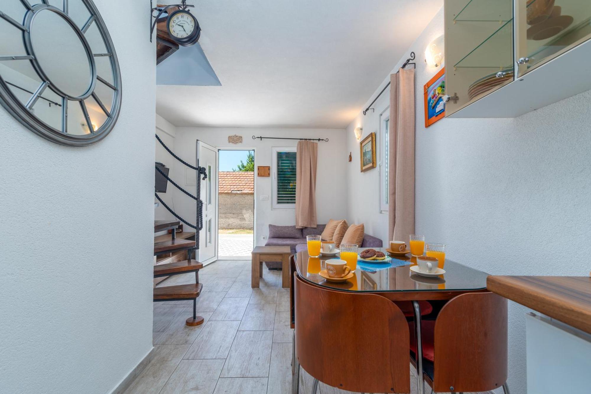 Studio Apartment Dona 特罗吉尔 外观 照片